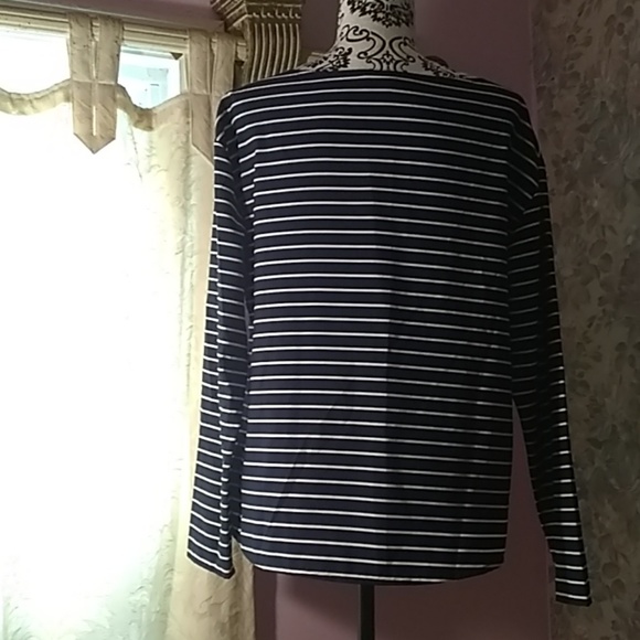 Ralph Lauren navy/white stripe blouse. NWT⚠️FIRM⚠️ - Picture 2 of 5